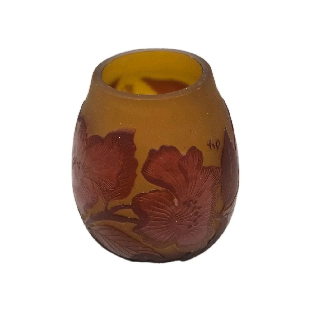 Signed Gallé  Cameo‎ Amber Glass Vase